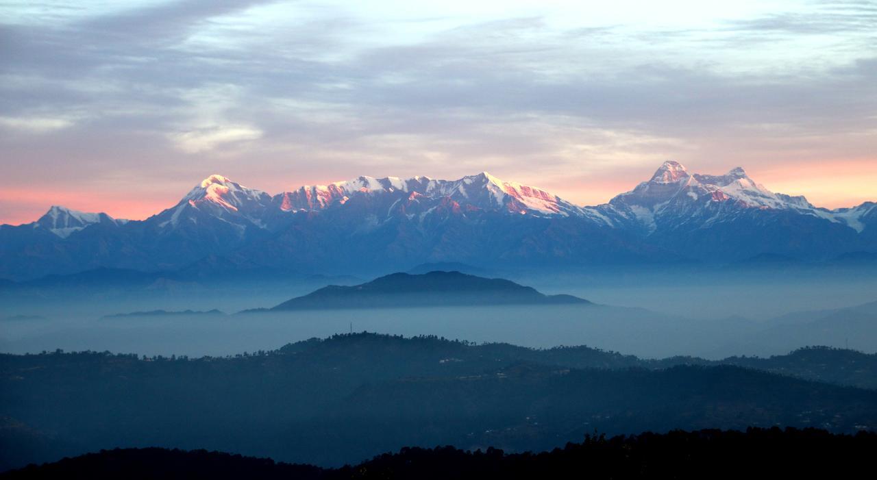 Nest And Hives Motiapathar/Mukteshwar Hotel ภายนอก รูปภาพ