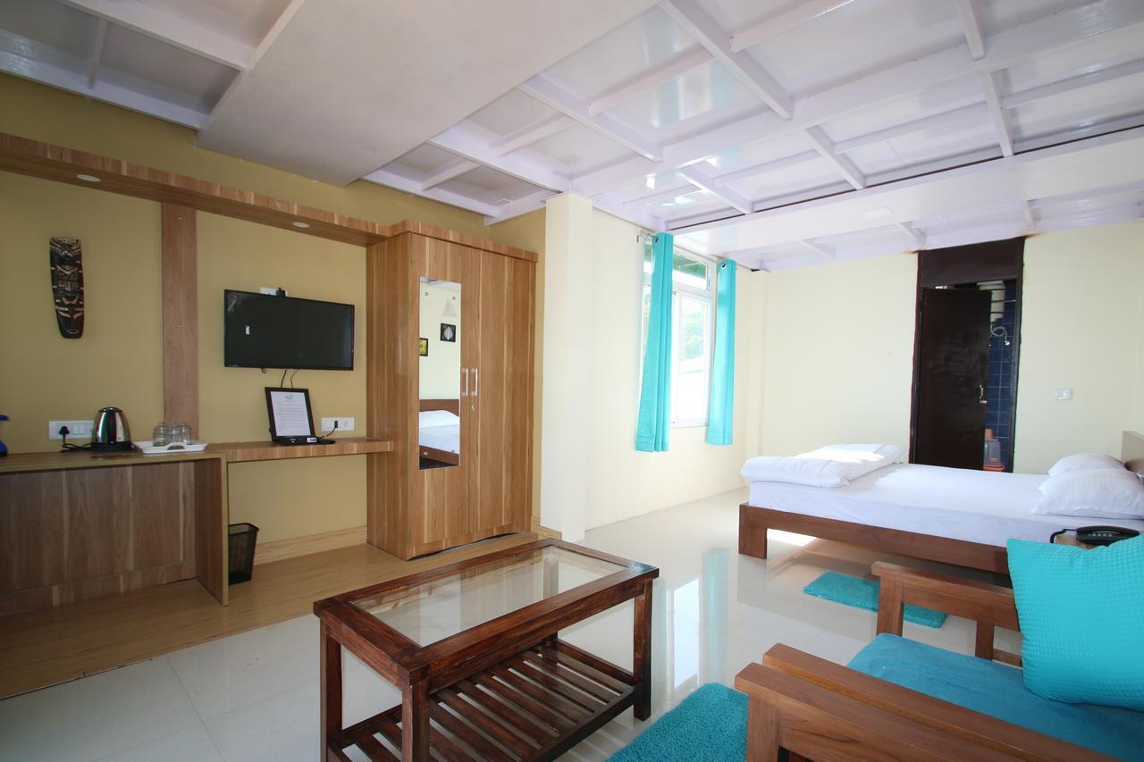 Nest And Hives Motiapathar/Mukteshwar Hotel ภายนอก รูปภาพ