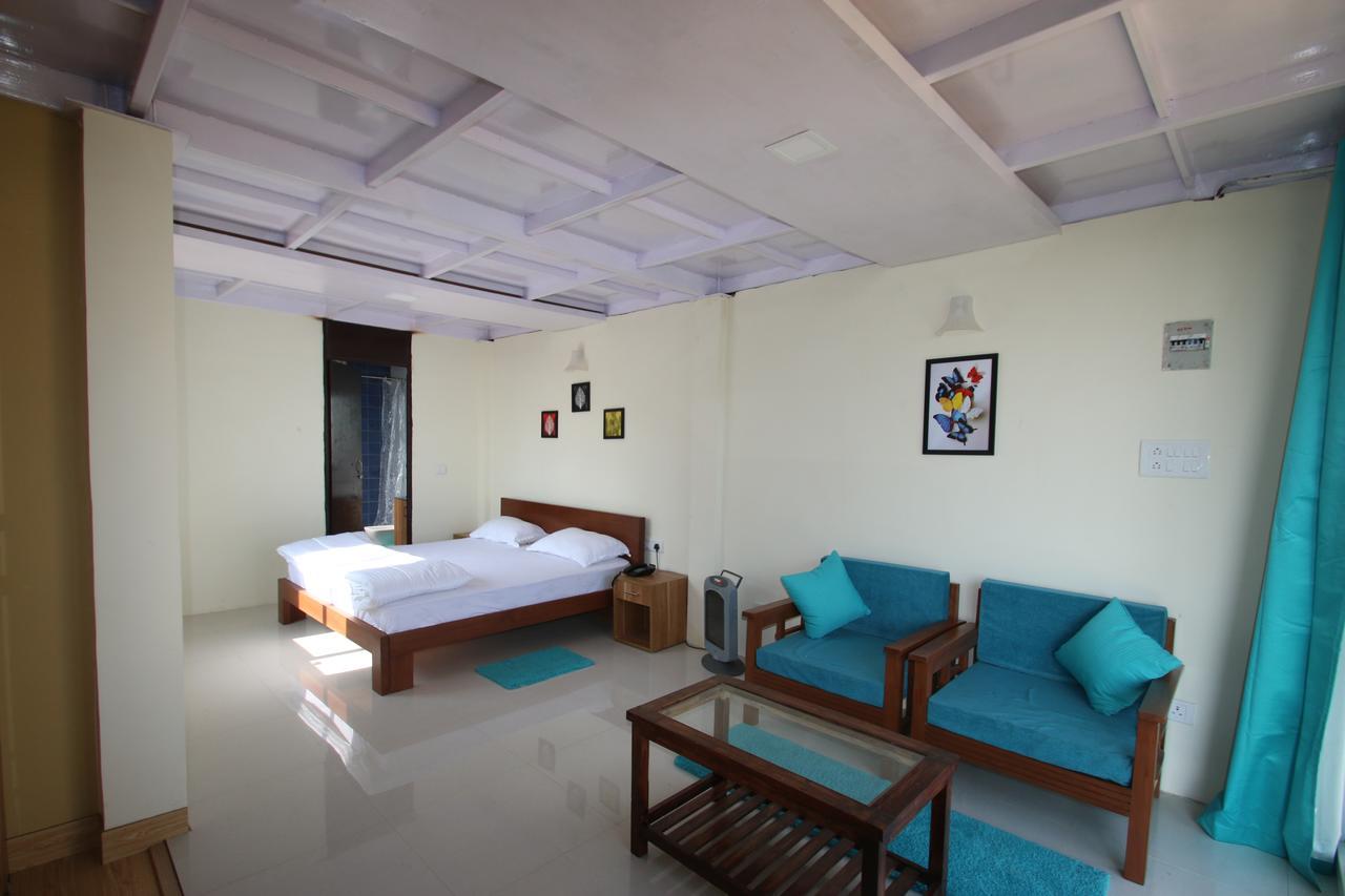 Nest And Hives Motiapathar/Mukteshwar Hotel ภายนอก รูปภาพ